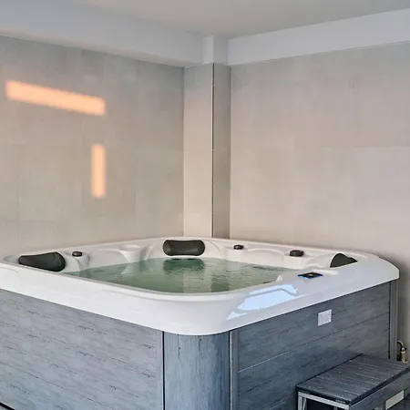 Apartman La Playa In Infinity - Parking Mamaia